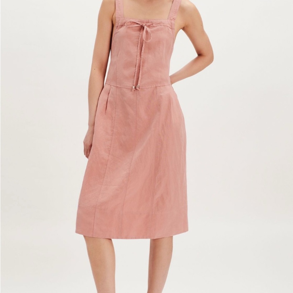 Chic Blush Midi Dress